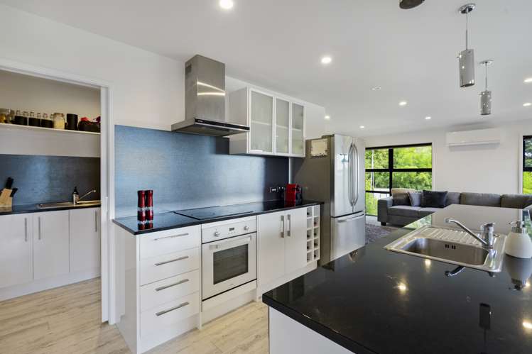 60a Shetland Street Glen Eden_10