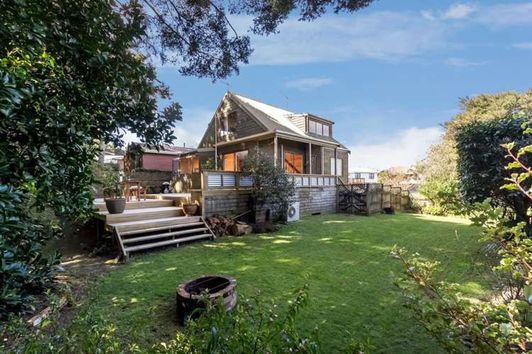 9 Hakea Place Totara Heights_0