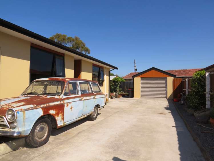 2/241 Waterloo Road Hornby_15