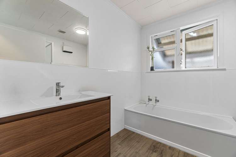 6 Kenney Crescent Fairfield_11