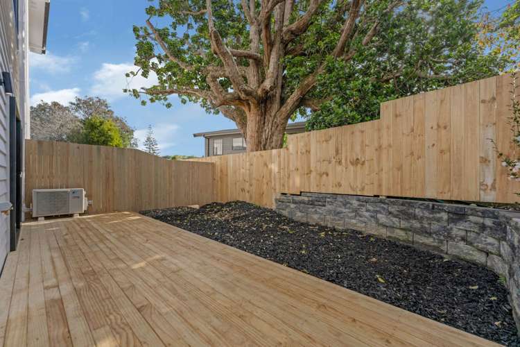 1-8, 21 Baird Street Howick_11