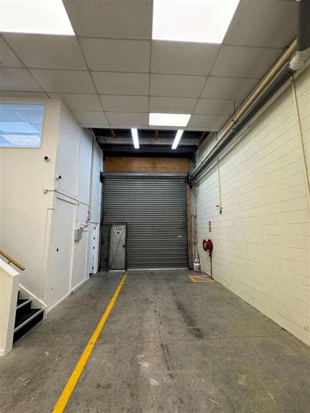 Unit 1, 22 Railway Avenue Alicetown_2