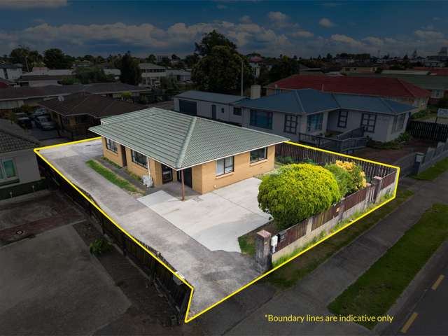 Golden Opportunity in Golden Circle!