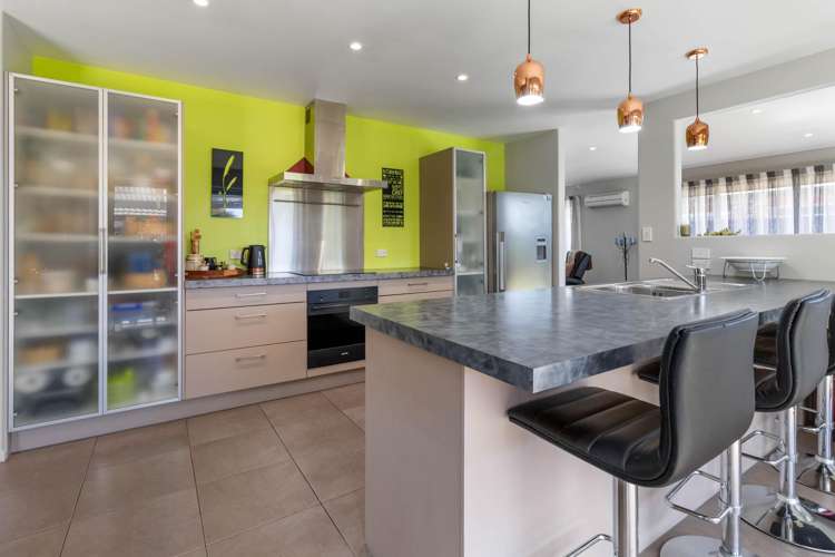 2 Hitaua Place Redwoodtown_13