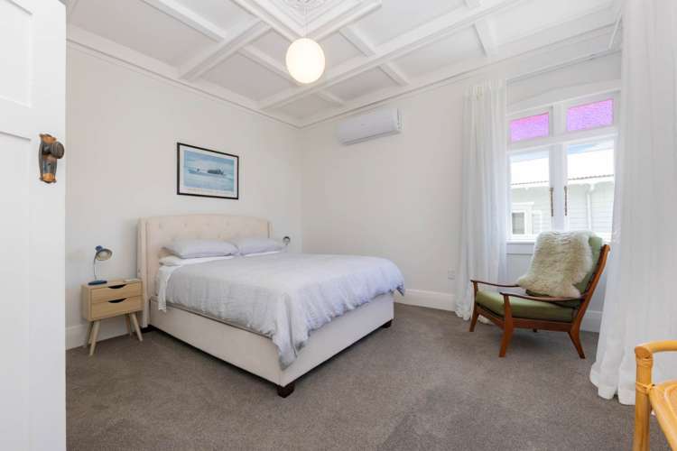 53 Hutchinson Avenue New Lynn_14