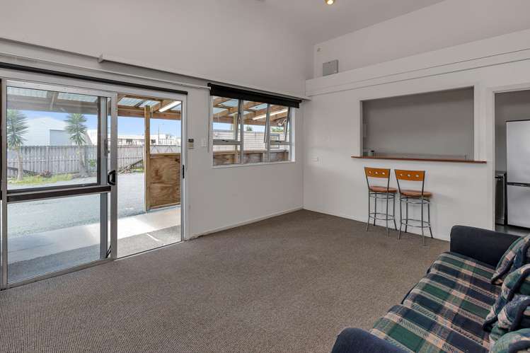 16 Kepa Road Ruakaka_8