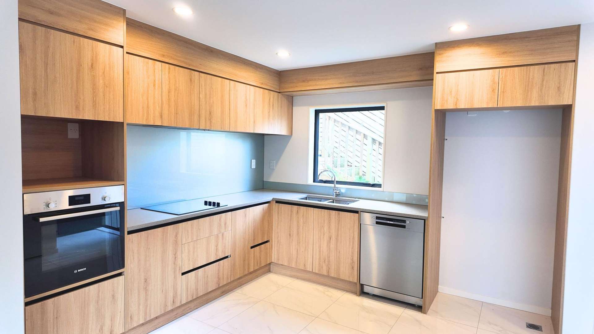 44D Cyclarama Crescent Massey_0