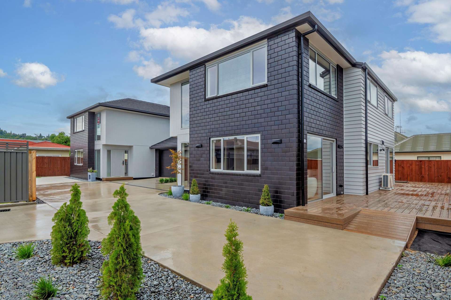 5 and 6/11 Landing Road Whakatane_0