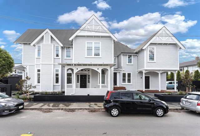 One Bedroom Executive Furnished Pad!