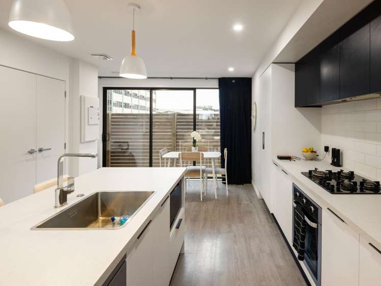 1/182 London Street Hamilton Central_3