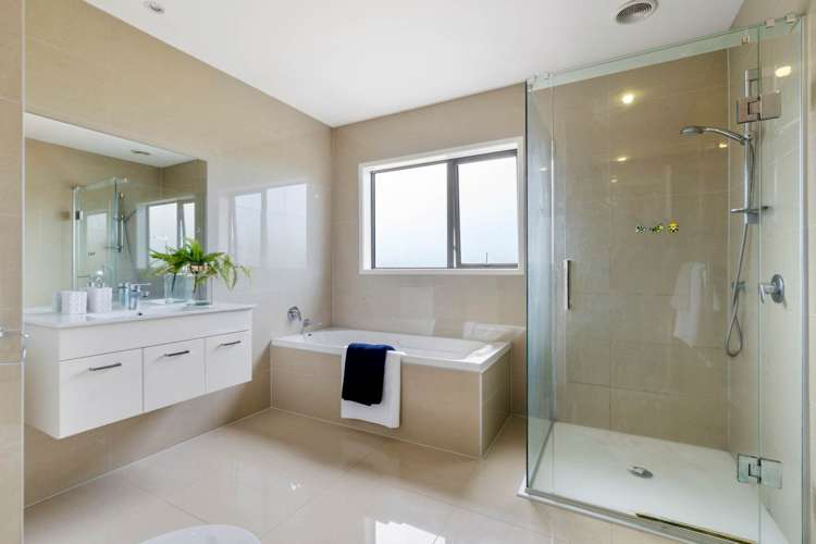 22 Eastwood Rise Browns Bay_11