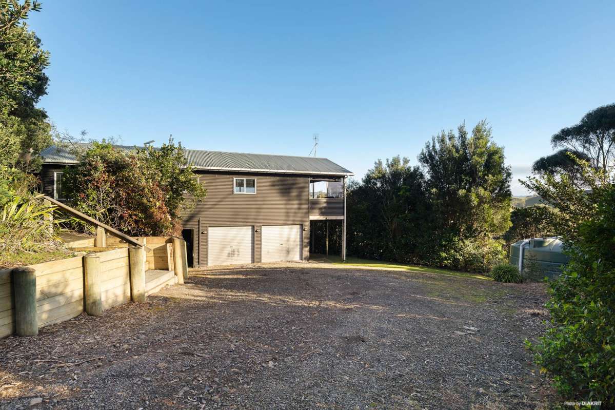 26 West Coast Road_4