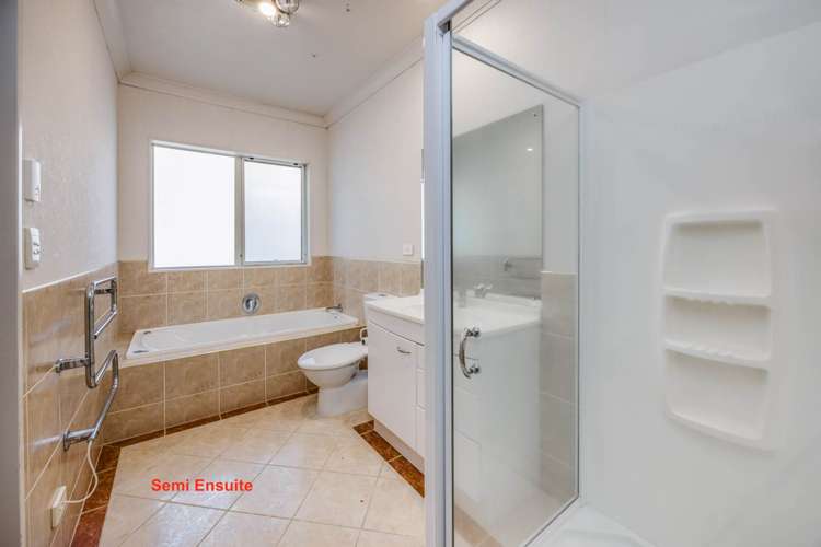 15 Bronwylian Drive Flat Bush_14