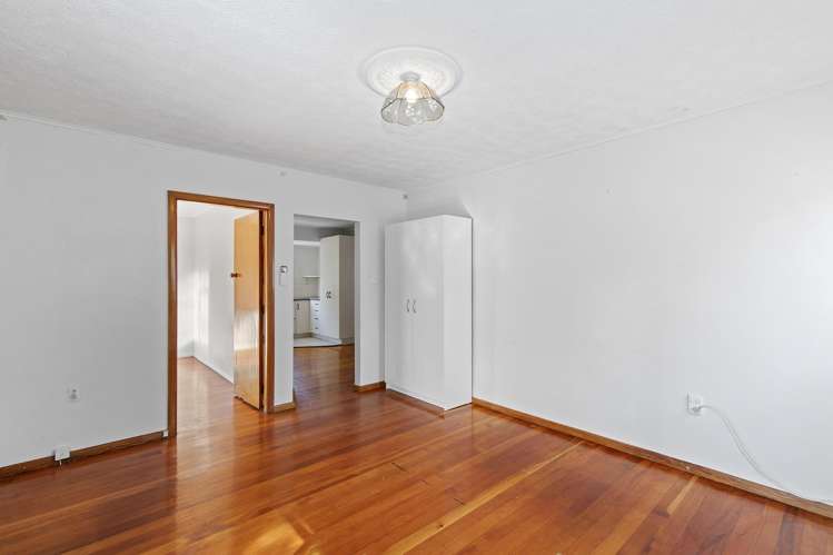 13 Mcgowan Road Wainuiomata_4