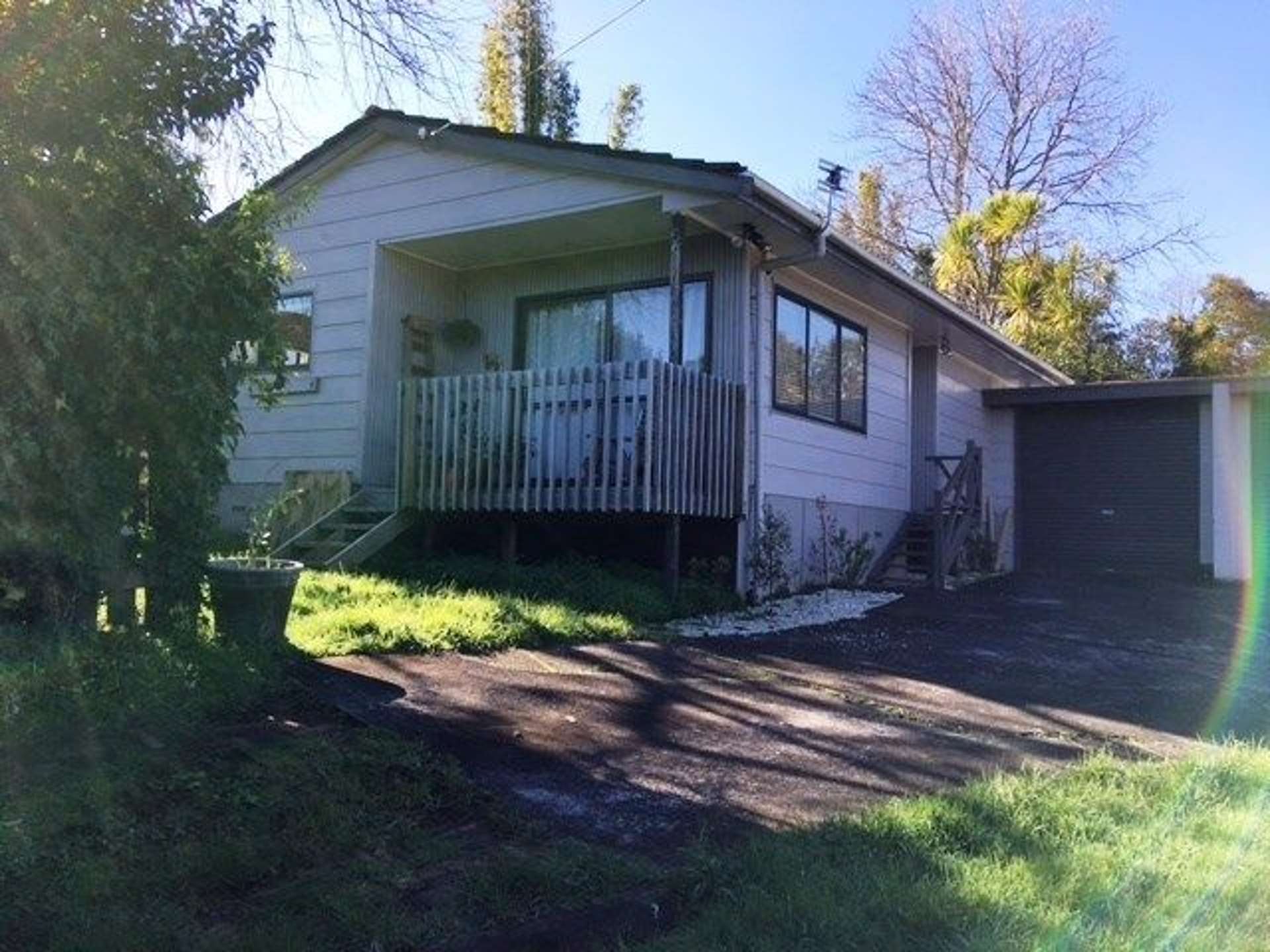 2/135 Edmonton Road Te Atatu South_0