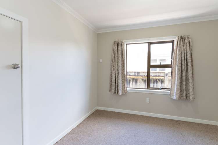 21 Florence Avenue Palmerston North Central_7