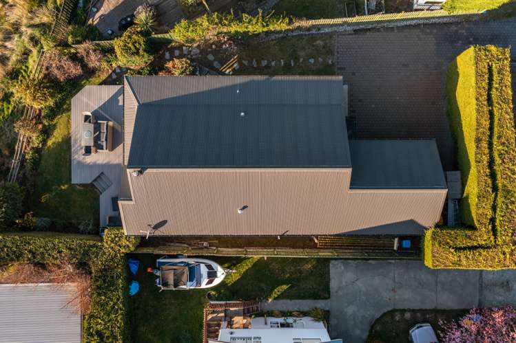 379 Peninsula Road Kelvin Heights_29