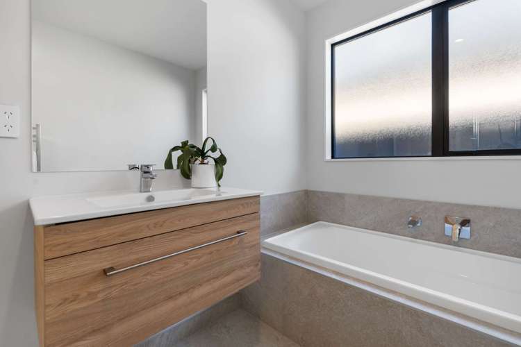 7 Cowley Lane Rolleston_15