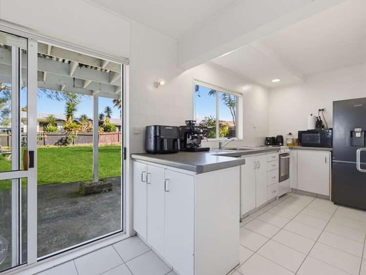 175 Windermere Drive Poike_10