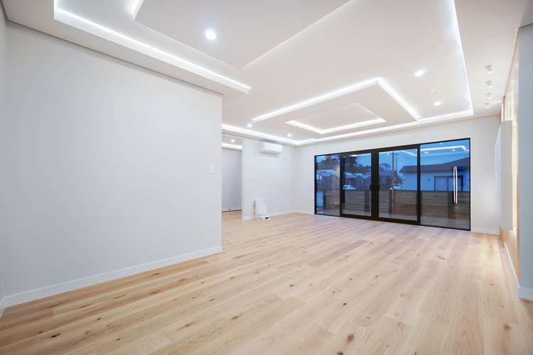 16 Furlough Road Papakura_9