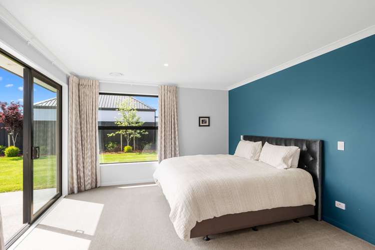 8 Hull Crescent Lincoln_14