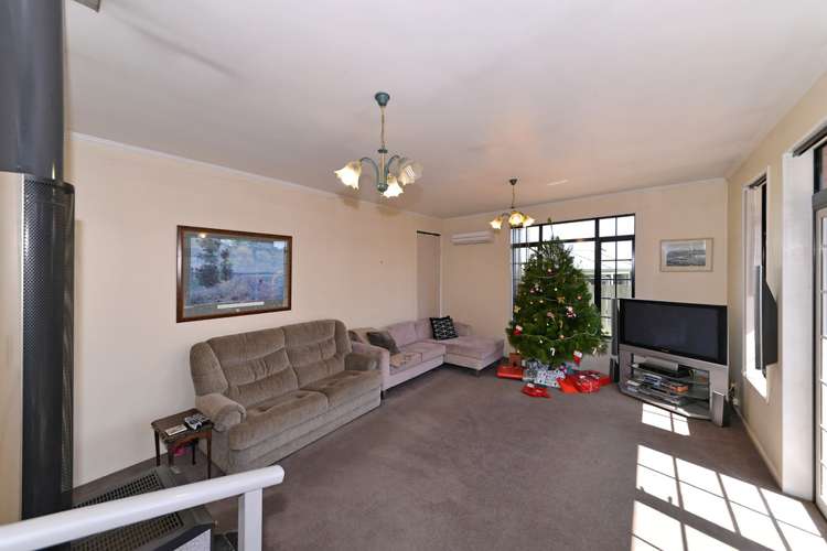 8 Aston Place Richmond_10