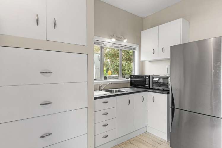 147A Torkar Road Clarks Beach_21