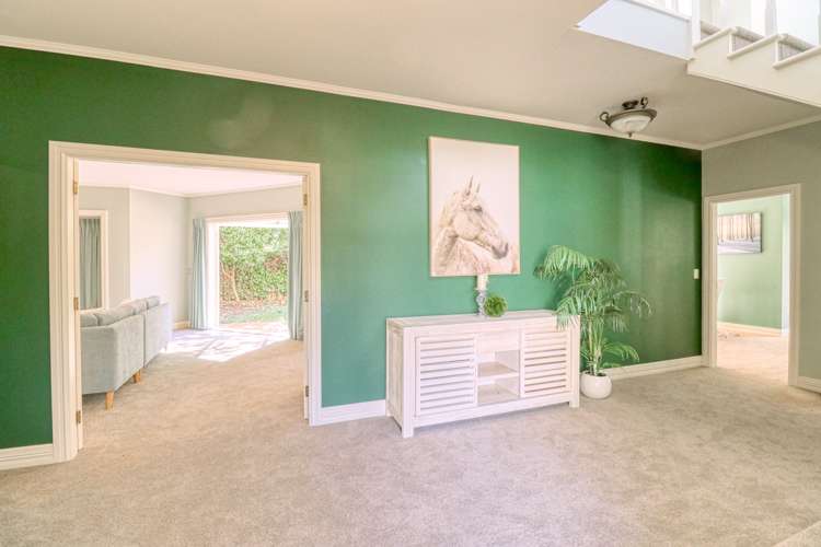 2/125 Woburn Road Woburn_7