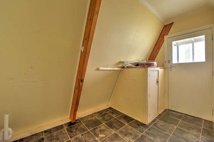 3 Talbot Street Gore Surrounds_6