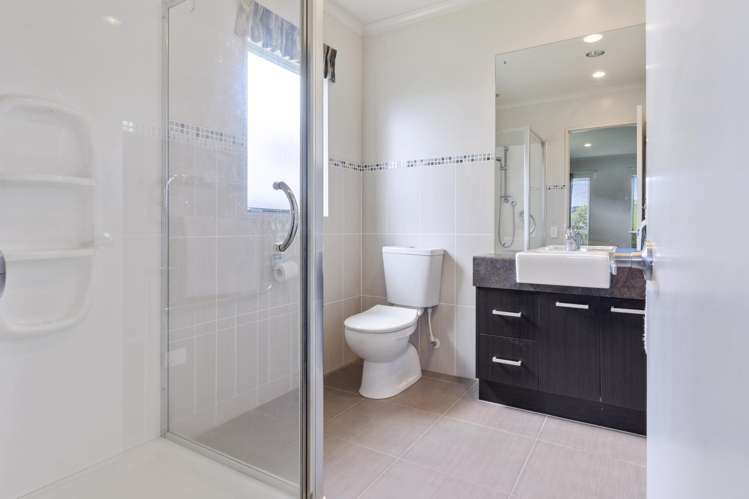 3 Elie Place Wattle Downs_10