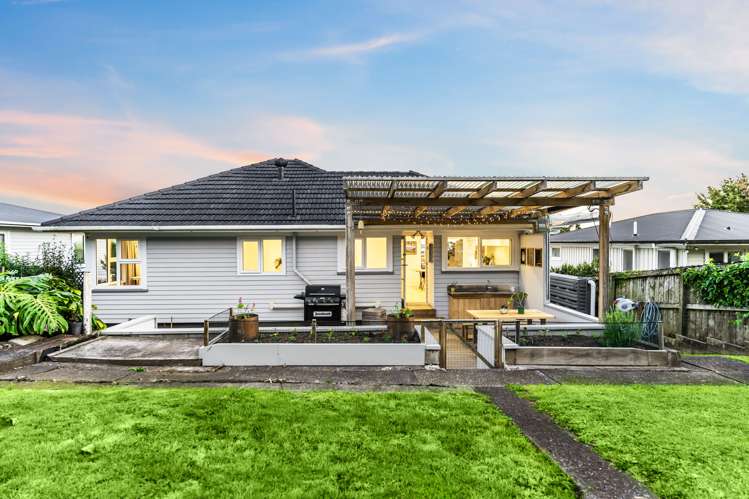 8 Cotswold Lane Mount Wellington_14