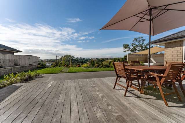 2 Piharau Crescent Hurdon_1