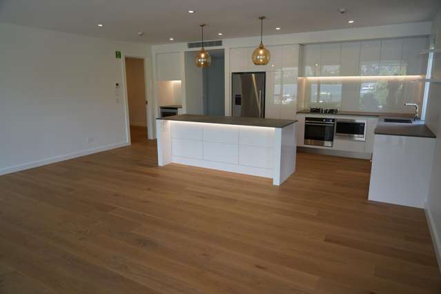 Apt 37/65 - 93 Lakeside Road Wanaka_4