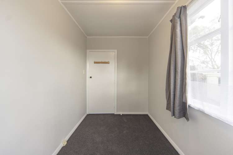 143 Cobham Drive Hamilton East_6