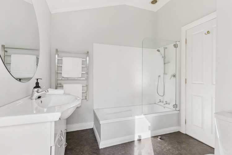 1/9 Cresta Avenue Beach Haven_8