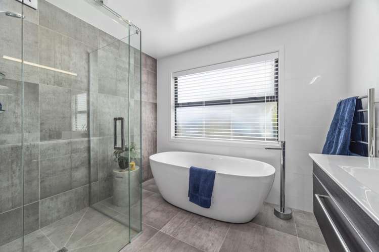 16 Loloma Way Wharewaka_18