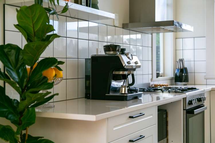 56a Houchens Road Glenview_5