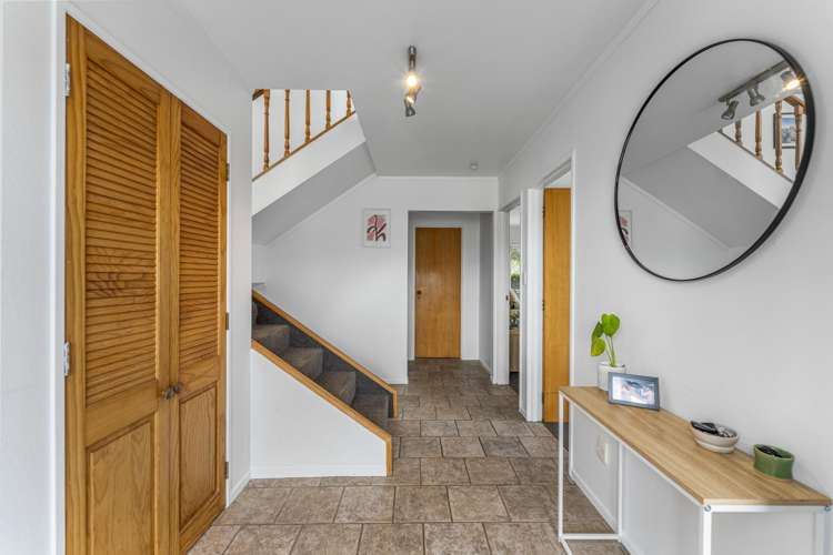 2 Newberry Place Richmond Heights_1