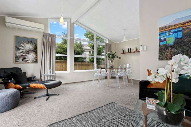 54 Haycock Avenue Mt Roskill_7