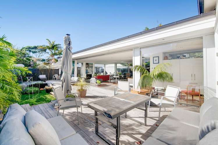 2 Tainui Road Devonport_21