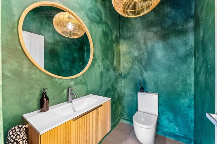 94 Amreins Road Waitakere_21