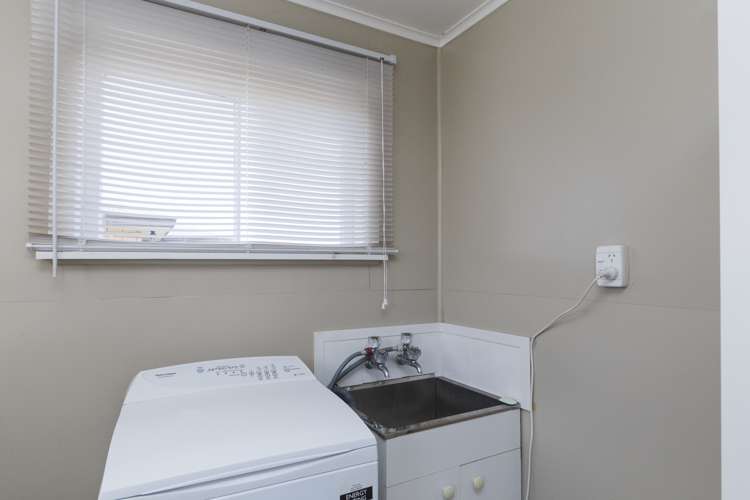 69 Monmouth Street Feilding_15