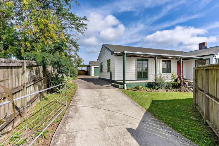 11 Buchanan Road Kingseat_25