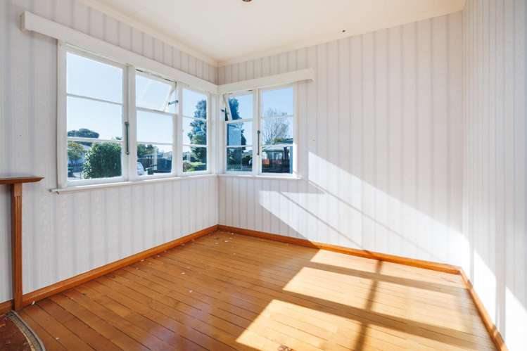 14 Belvedere Crescent Takaro_13