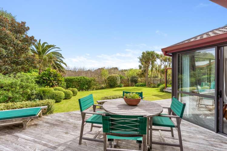 7 Dodds Crescent Otaki Beach_4