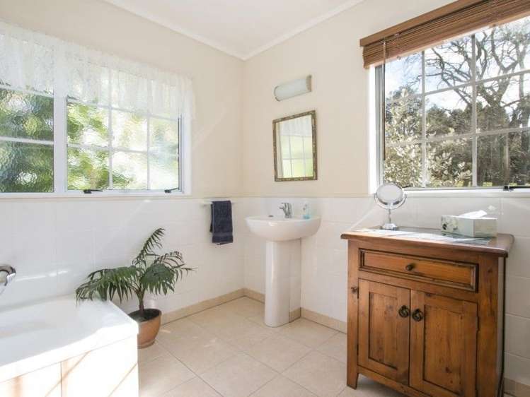 56 Poland Street Waikino_7