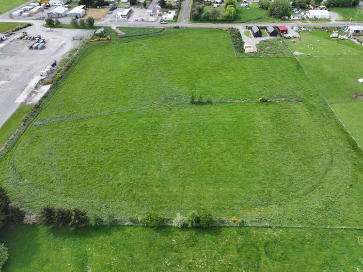 18 Pluto Road Lumsden_2