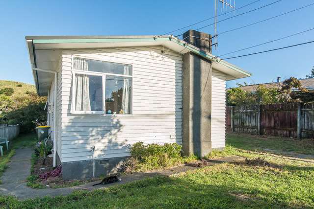 46 Kiwi Road Raumati Beach_2