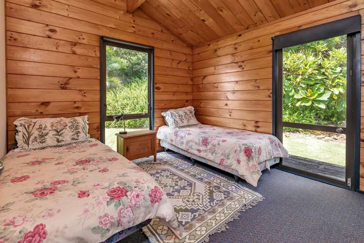 121 Ohawini Road Oakura_9