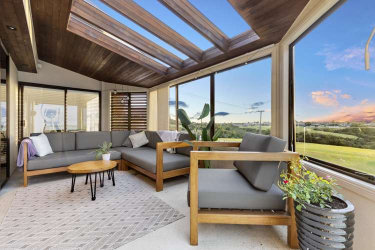 2/285 Bleakhouse Road Eastern Beach_25